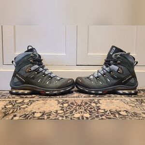 Salomon Women's Mountaineering/Hiking Boots